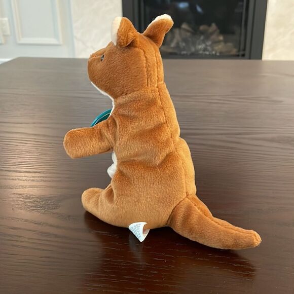 American Zoo & Aquarium Association Kangaroo Plush Toy Stuffed Animal 6.5” tall - Picture 4 of 6